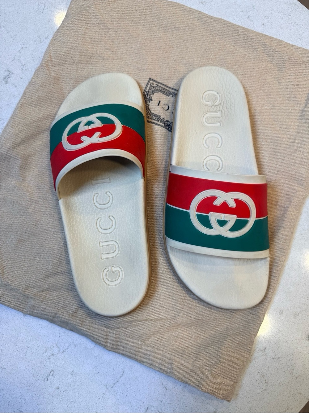 Gucci Pursuit ’72 White Red Green Web Rubber Slides